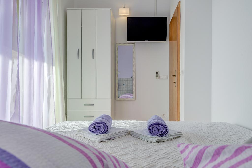 Holiday Home Mirna Vala Севид Екстериор снимка