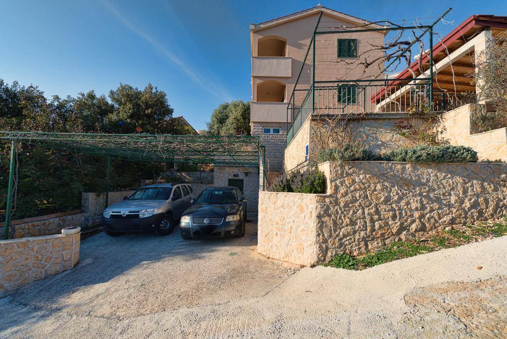 Holiday Home Mirna Vala Севид Екстериор снимка